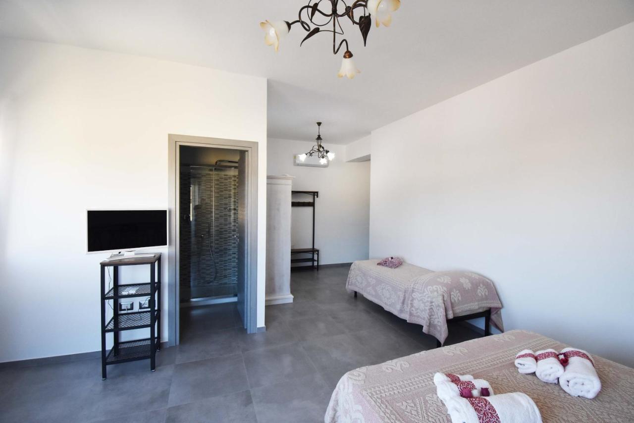 B&B Centrale Tortolì Kültér fotó